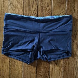 Reversible lululemon boogie short full on luon
